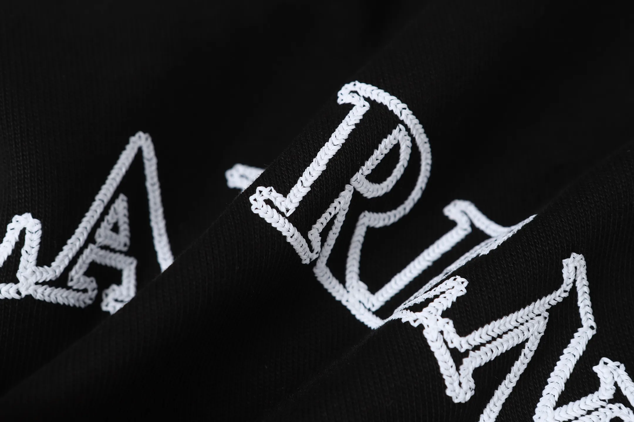 P140 💰 Actual pictures [High-end quality] Code: 8910# Color: Black White Size: S to XXL 2026ss New Ralph Lauren 320g customized fabric Round neck short sleeves Special embroidery Burnt patch Loose version for men and women